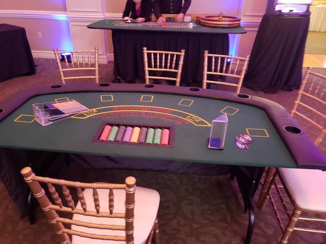 hollywood casino joliet craps table minimums